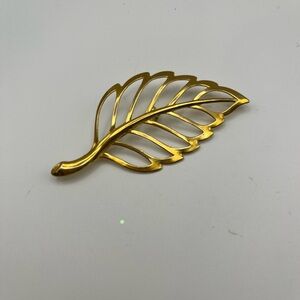 Gold Leaf Hair Clip - Elegant Women Accessories